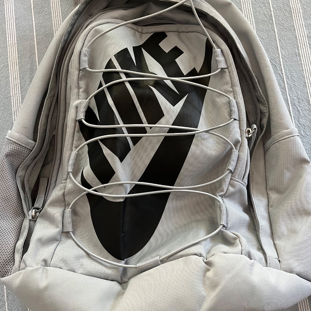 Nike Backpack - Picture 4 of 8